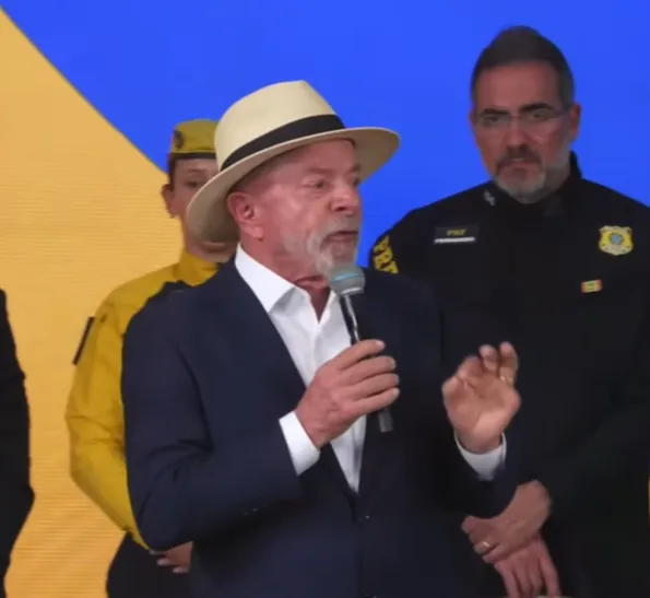 Lula rebate decisão dos EUA de classificar facções brasileiras como terroristas e afirma: ‘Terrorismo foi o 8 de Janeiro’