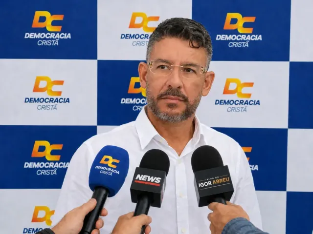 Pedro Coutinho desiste da disputa pelo Governo da Paraíba e anuncia apoio a Lucas Ribeiro